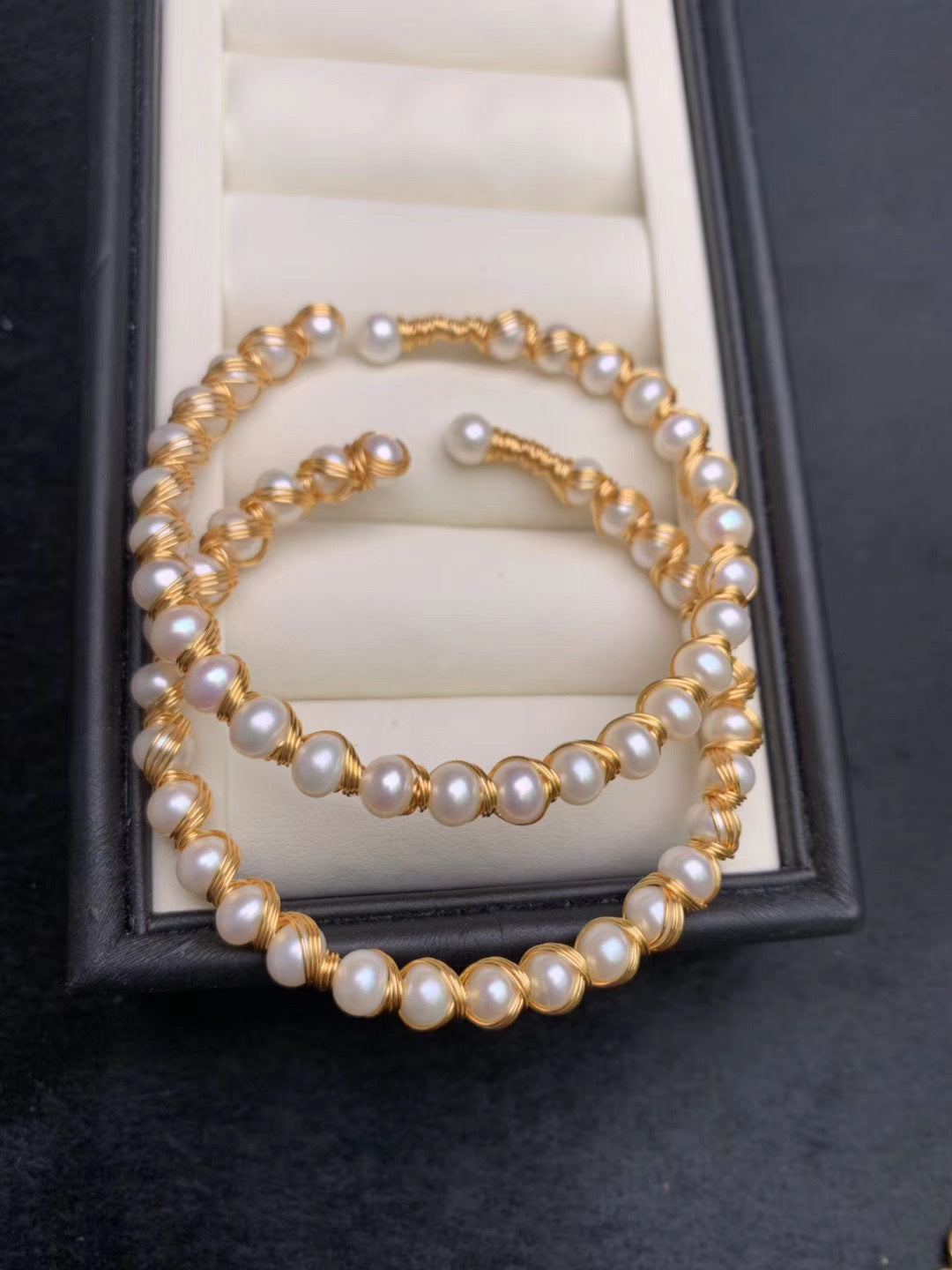 Pearl bracelet