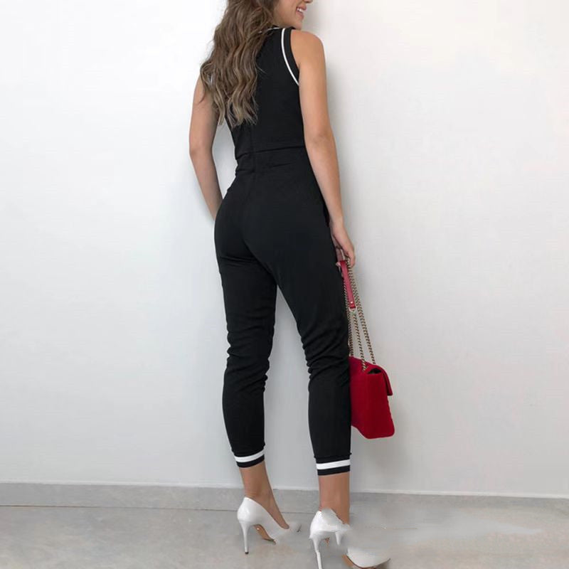 Round Neck Sleeveless Contrast Color Jumpsuit