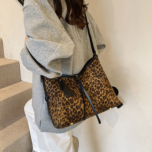 Leopard Print Large Capacity Shoulder Bag