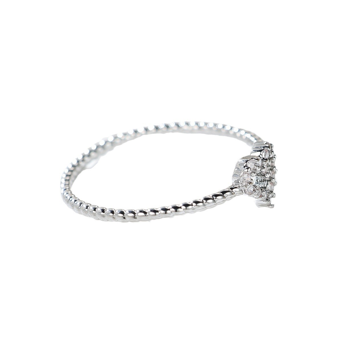 Heart Shaped White Diamond Edge Twist Hollow Ring